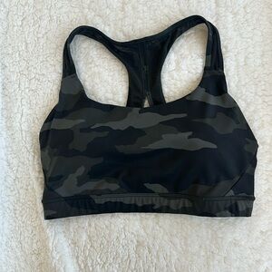 Athleta camouflage sports bra size medium